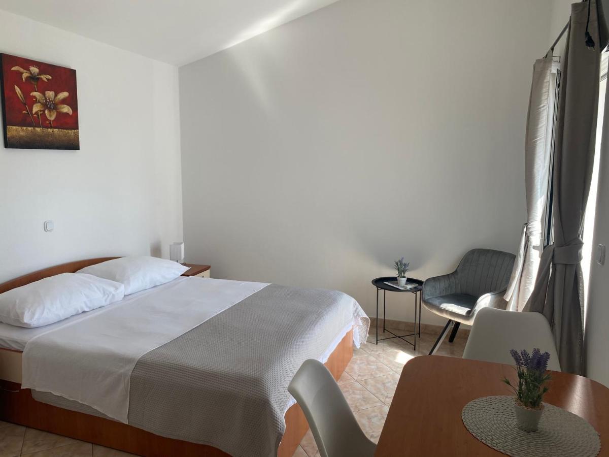 Apartmani Leona Bibinje Exterior photo